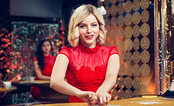 Chuyên gia FB88 đang phân tích trận đấu bóng rổ